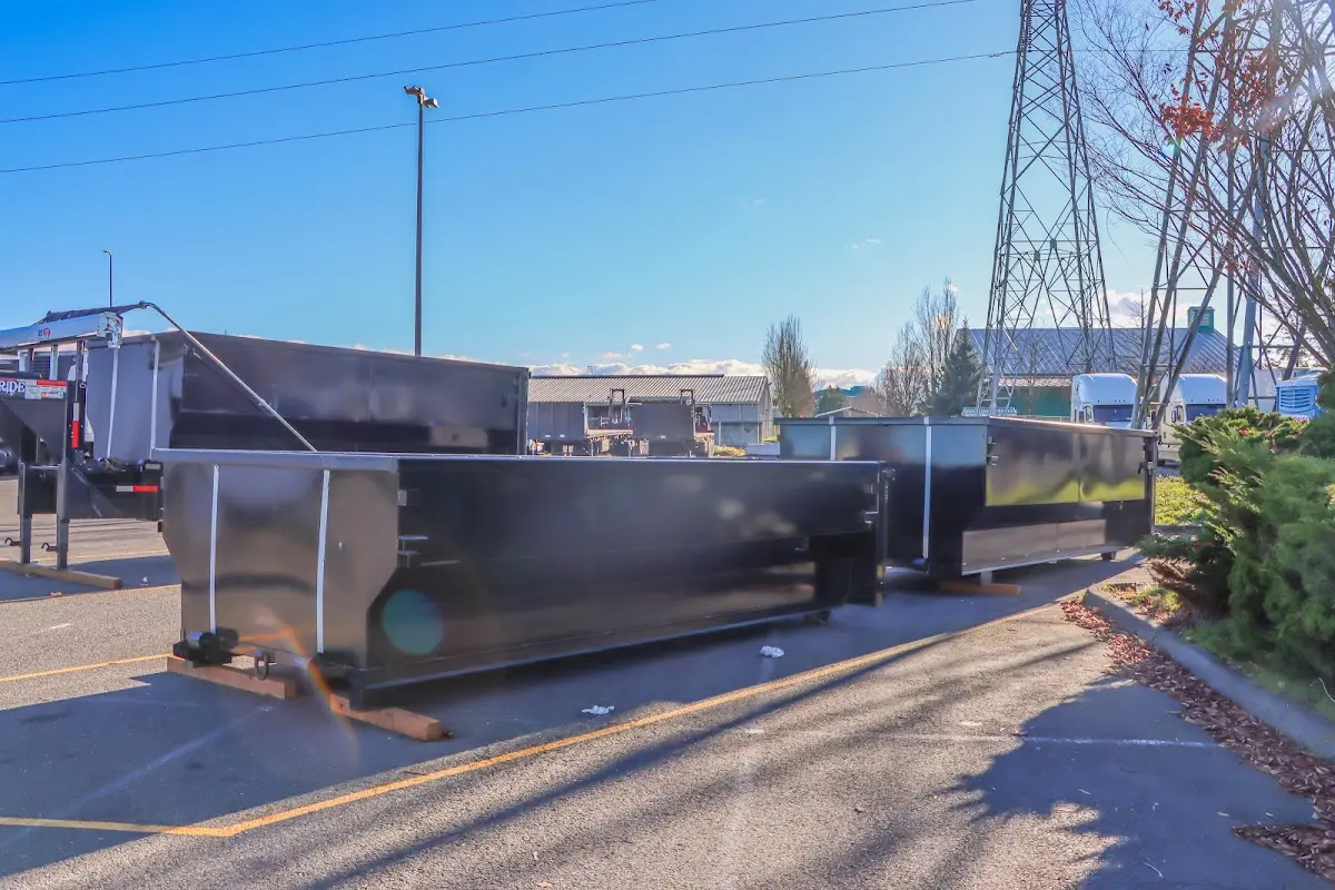 Professional dumpster rental and junk removal service in Belpre